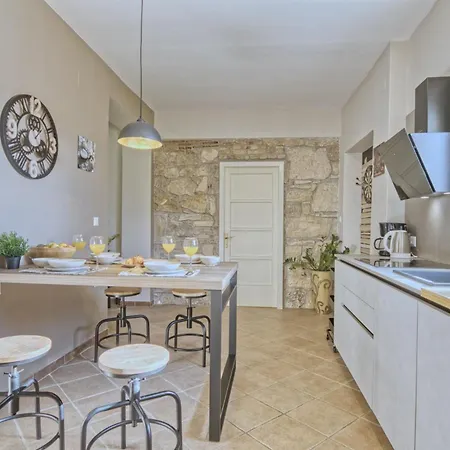 Ivan In Pula, Istrien By Istrabook Pula